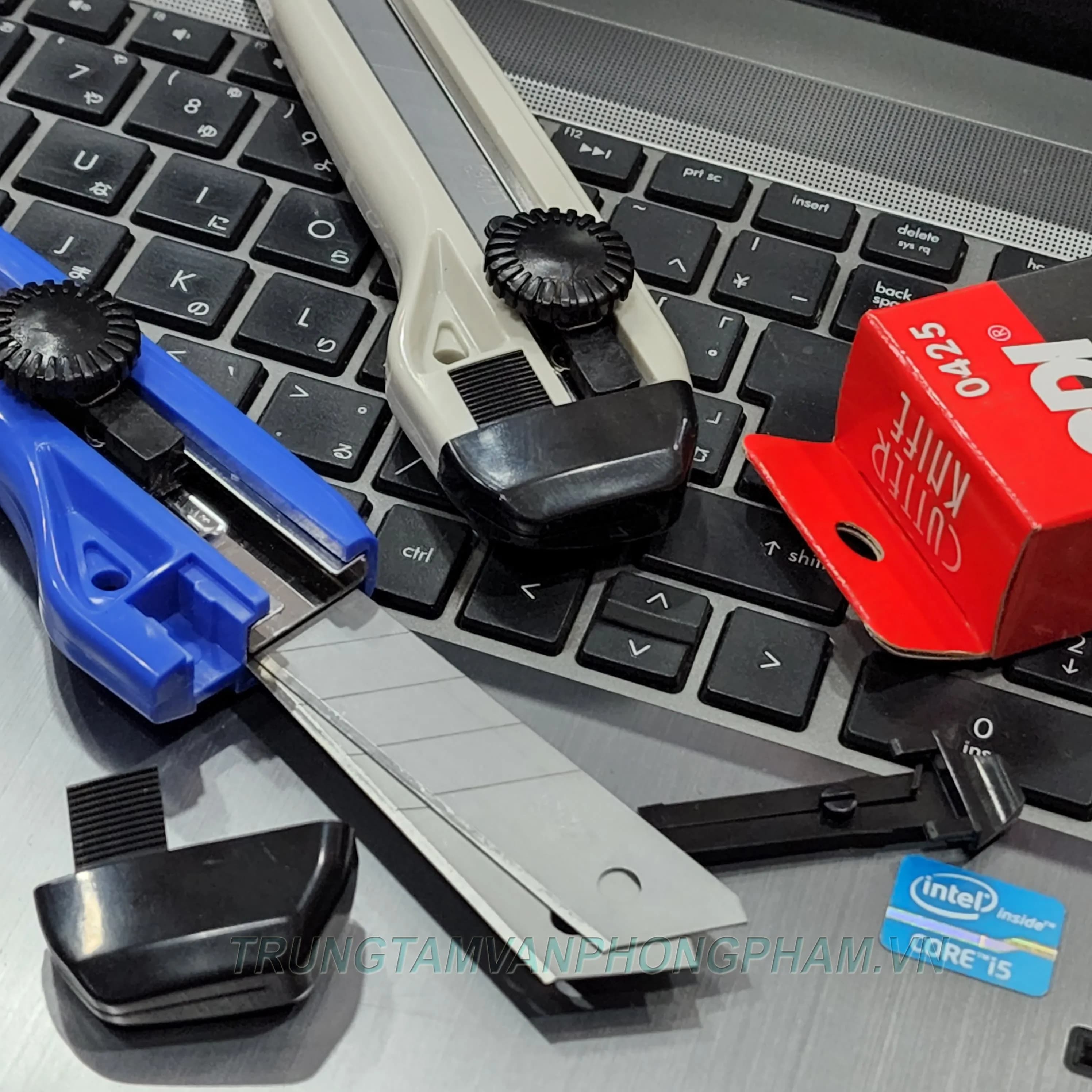 Dao rọc giấy lớn SDI-0425 chính hãng