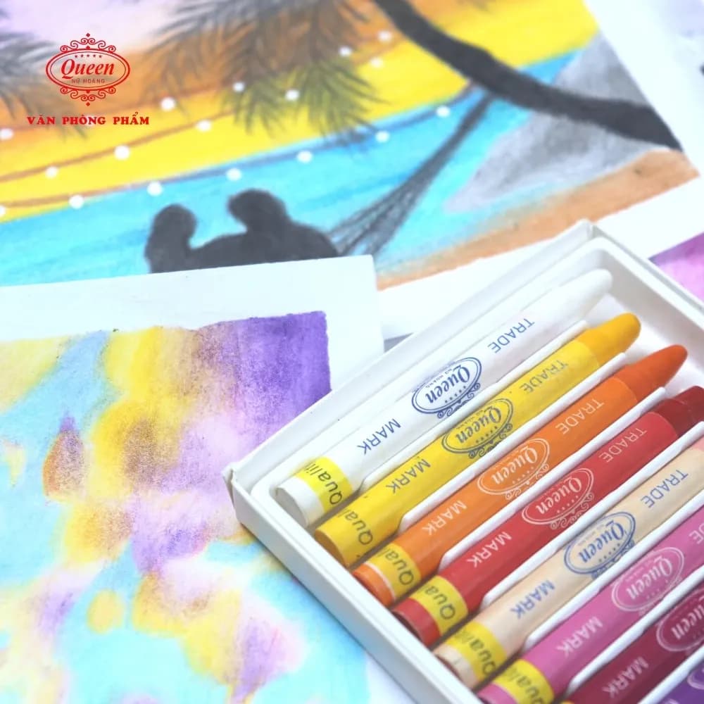Bút sáp màu Queen