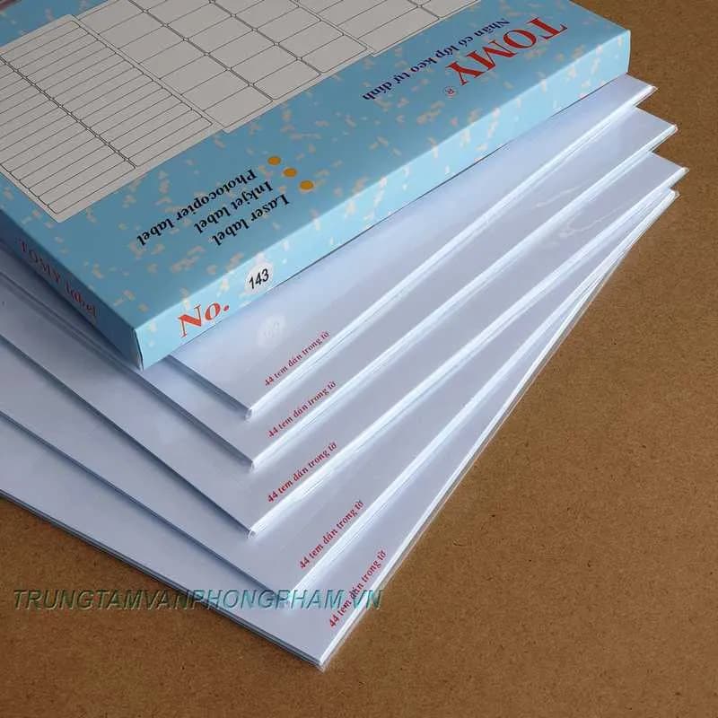 Hộp 100 tờ giấy Tomy A4 - TOMY 143