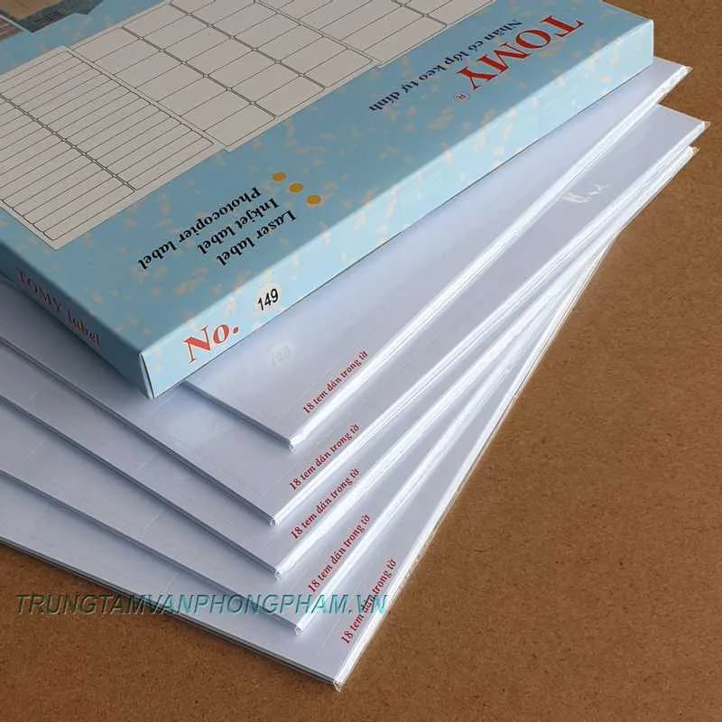 Hộp 100 tờ giấy Tomy A4 - TOMY 149