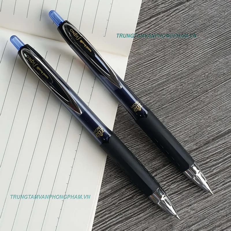 Bút Uni-ball Signo UMN-207 Micro