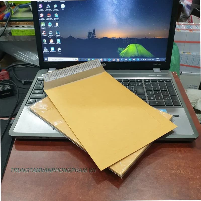 Xấp 10 cái bao thư A5 kraft vàng có keo 2 mặt