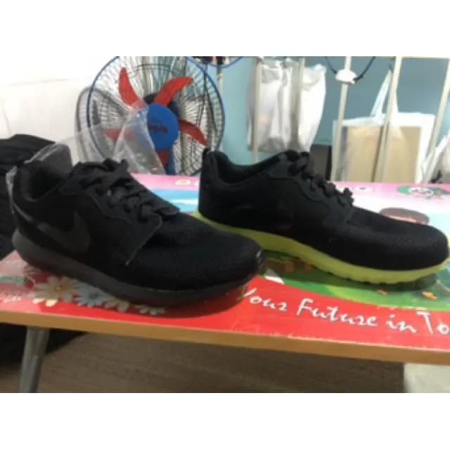 Bút sơn TOYO Paint Marker SA101