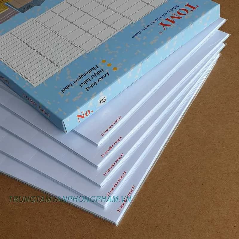 Hộp 100 tờ giấy Tomy A4 - TOMY 135