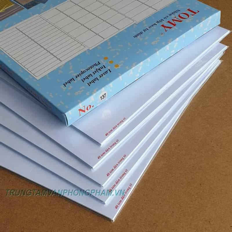 Hộp 100 tờ giấy Tomy A4 - TOMY 137