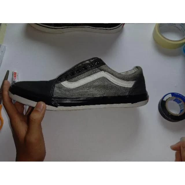 Bút sơn TOYO Paint Marker SA101