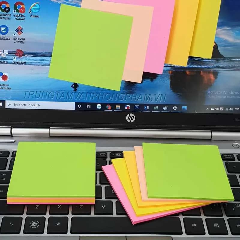 Note vuông 3x3 gồm 5 màu dạ quang